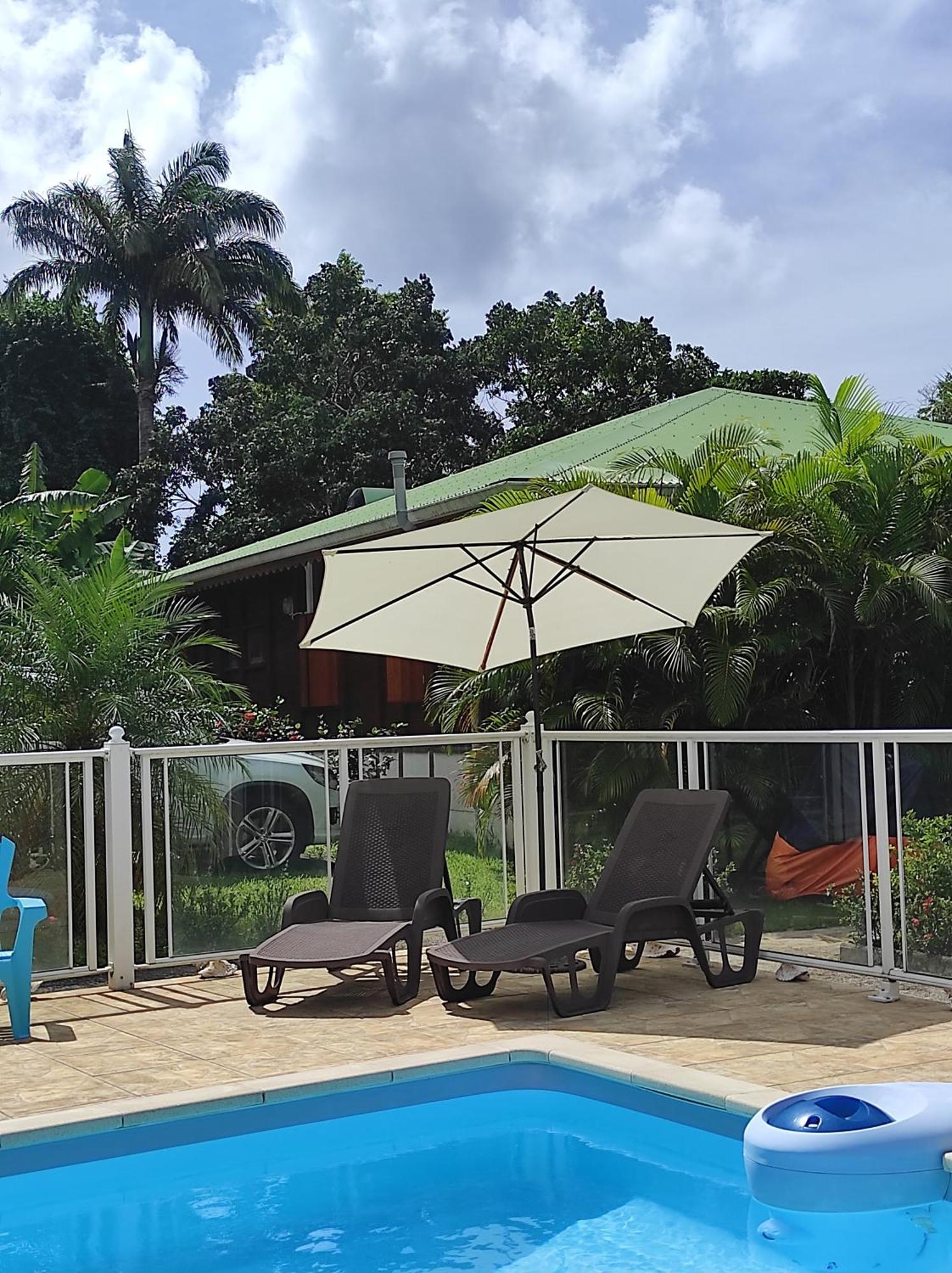 Le Tri Haut De Bellevue - Bungalow Heliconia Pointe-Noire Eksteriør billede